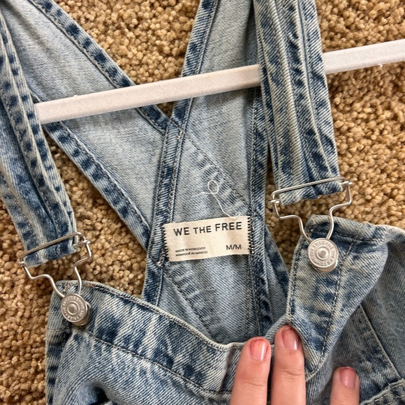 We The Free ziggy Light Blue Denim Overalls - Picture 3 of 5